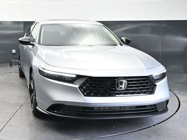New 2026 Solar Silver Metallic Honda SE image 2