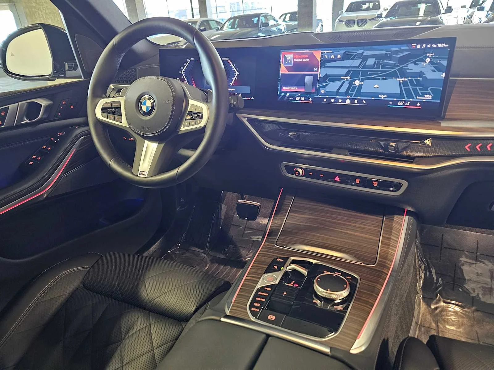 Certified Used 2026 Manhattan Green Metallic BMW xDrive40i image 32
