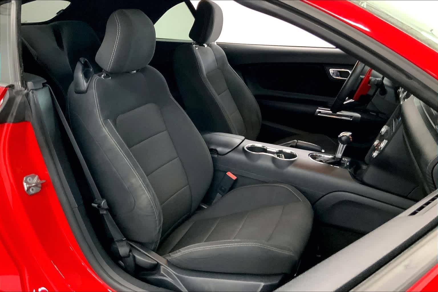 Used 2016 Race Red Ford V6 image 8