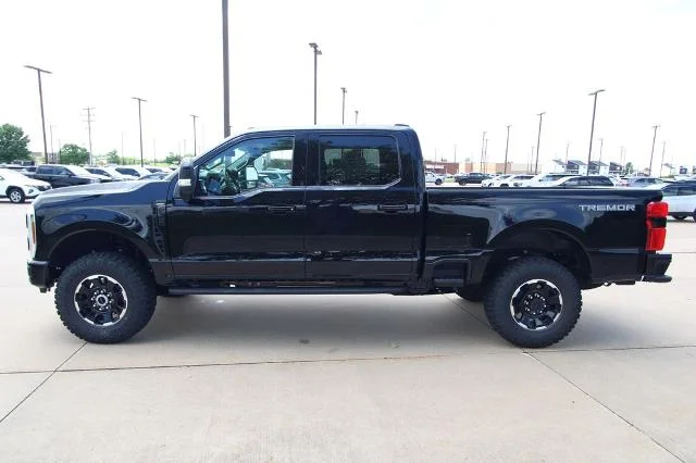 New 2026 Agate Black Metallic Ford F-350® Lariat® image 19