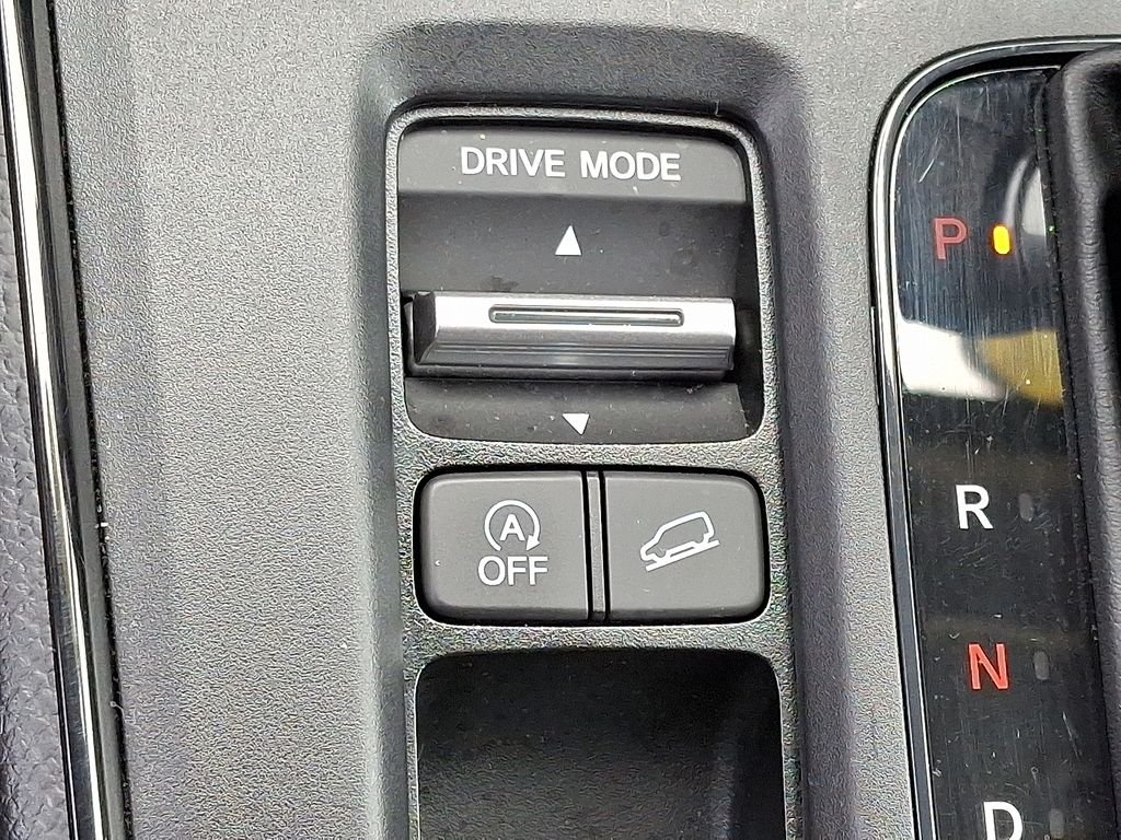 Used 2026 White Honda EX image 23