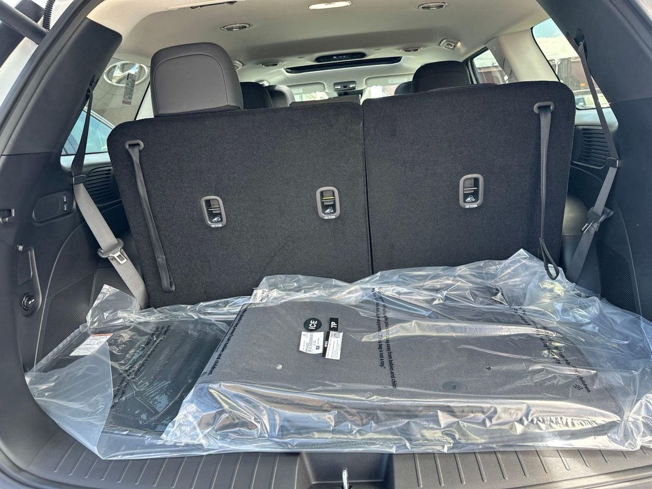 New 2026 White Hyundai SEL Premium AWD image 26