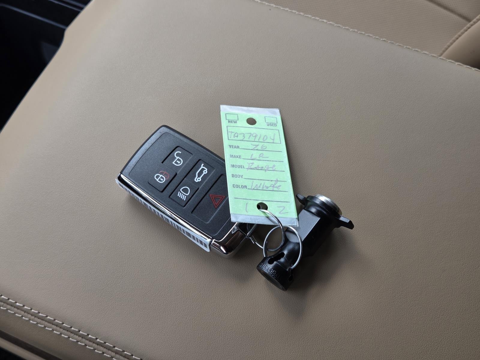 New 2026 Fuji White Land Rover SE image 42