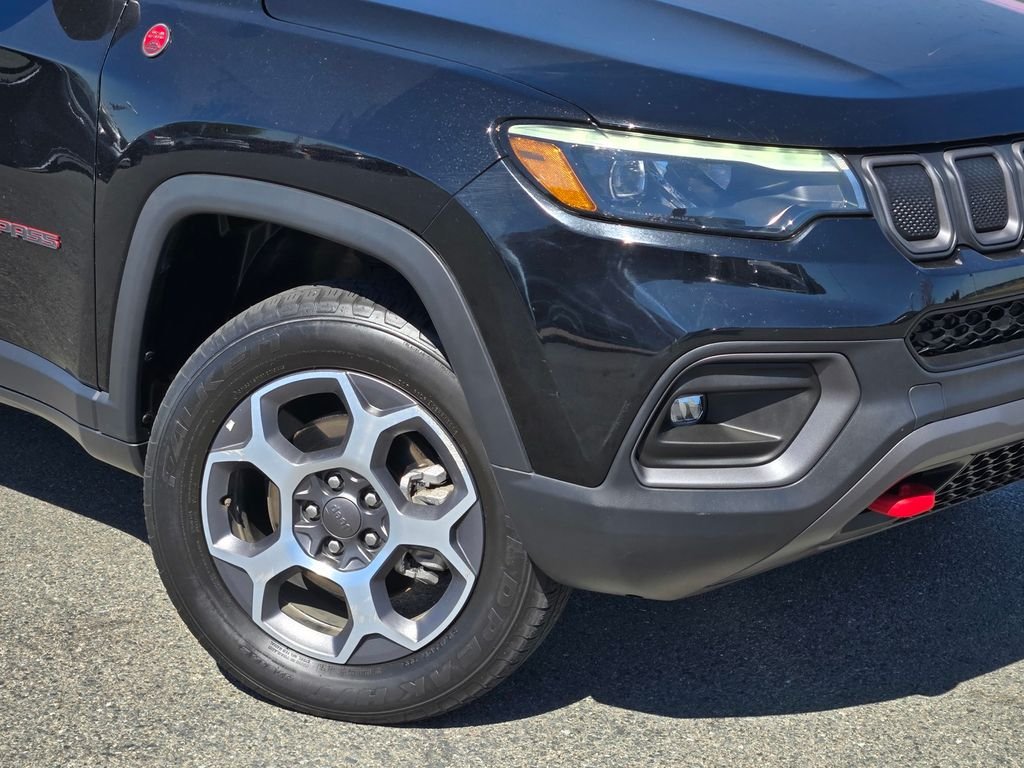 Used 2022 Black Jeep Trailhawk image 9