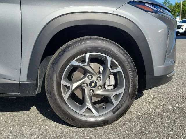 Certified Used 2025 Sterling Gray Metallic Chevrolet LT image 6