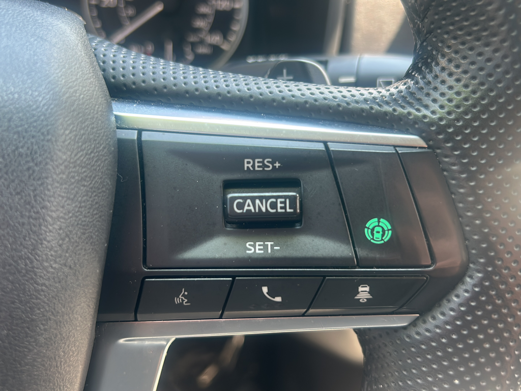 Used 2024 Gray Mitsubishi SE image 17