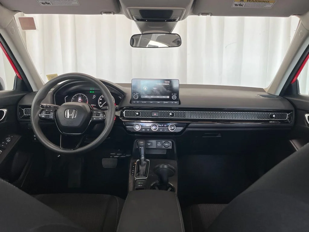 Used 2023 Red Honda LX image 9