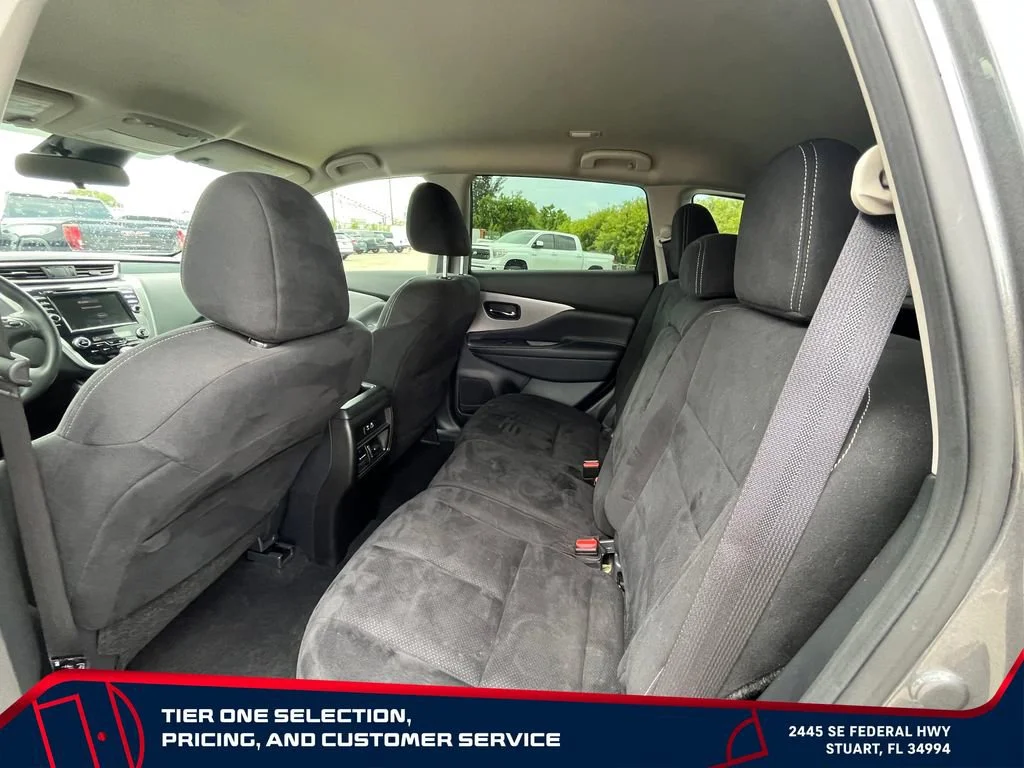 Used 2022 Gray Nissan S FWD image 13