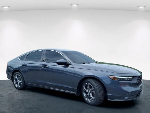 Used 2023 Gray Honda EX image 5