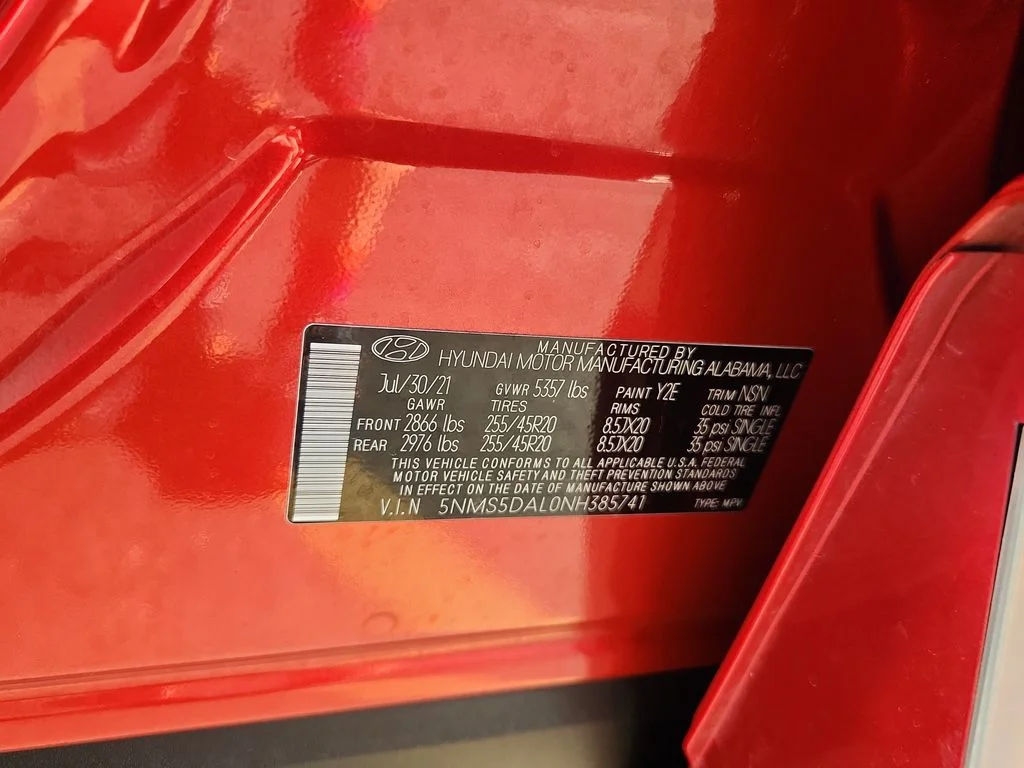 Used 2022 Red Hyundai Calligraphy image 19