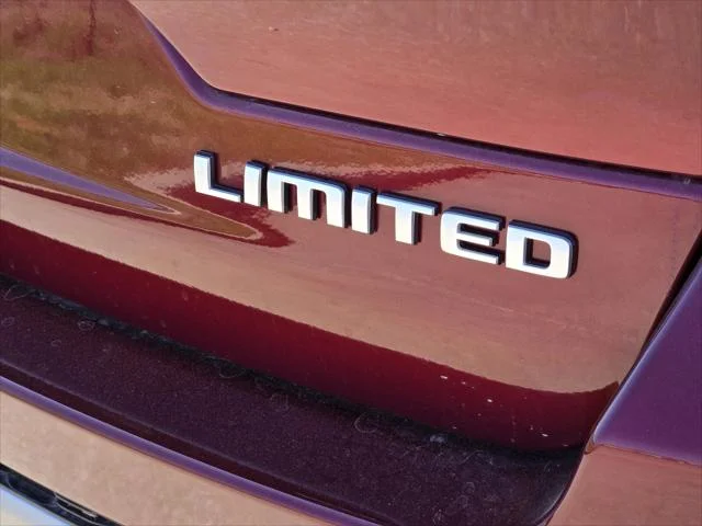New 2026 Velvet Red Pearl-Coat Exterior Paint Jeep Limited image 5