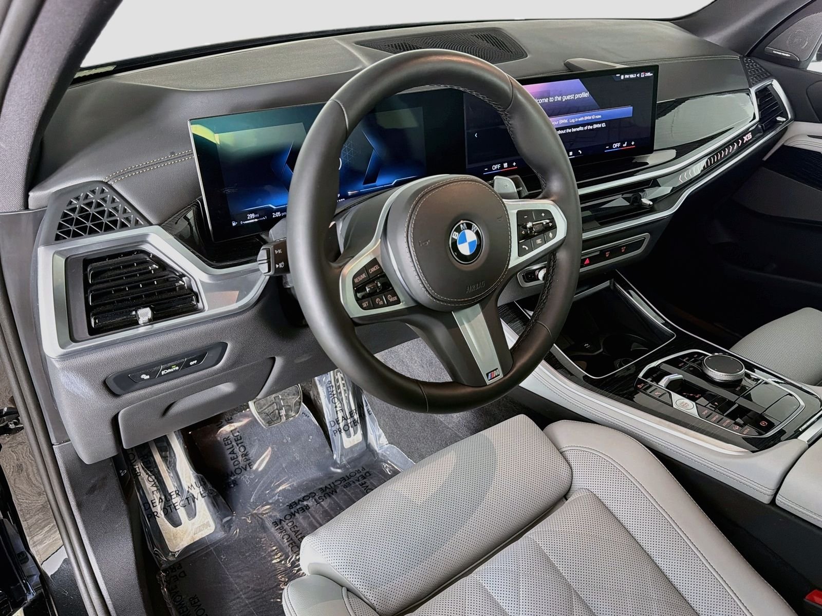 Certified Used 2024 Black Sapphire Metallic BMW xDrive40i image 9