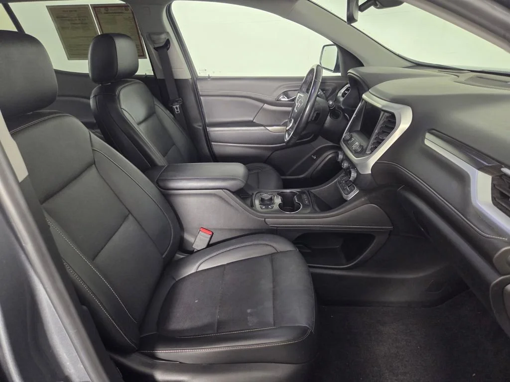 2021 GMC Acadia SLT - Photo 31