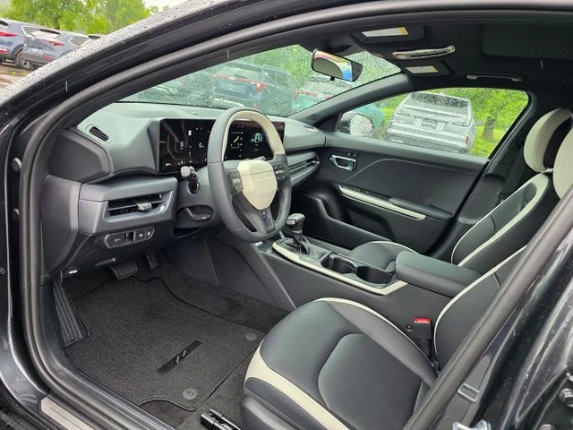 New 2026 Interstellar Gray Kia GT-Line image 15