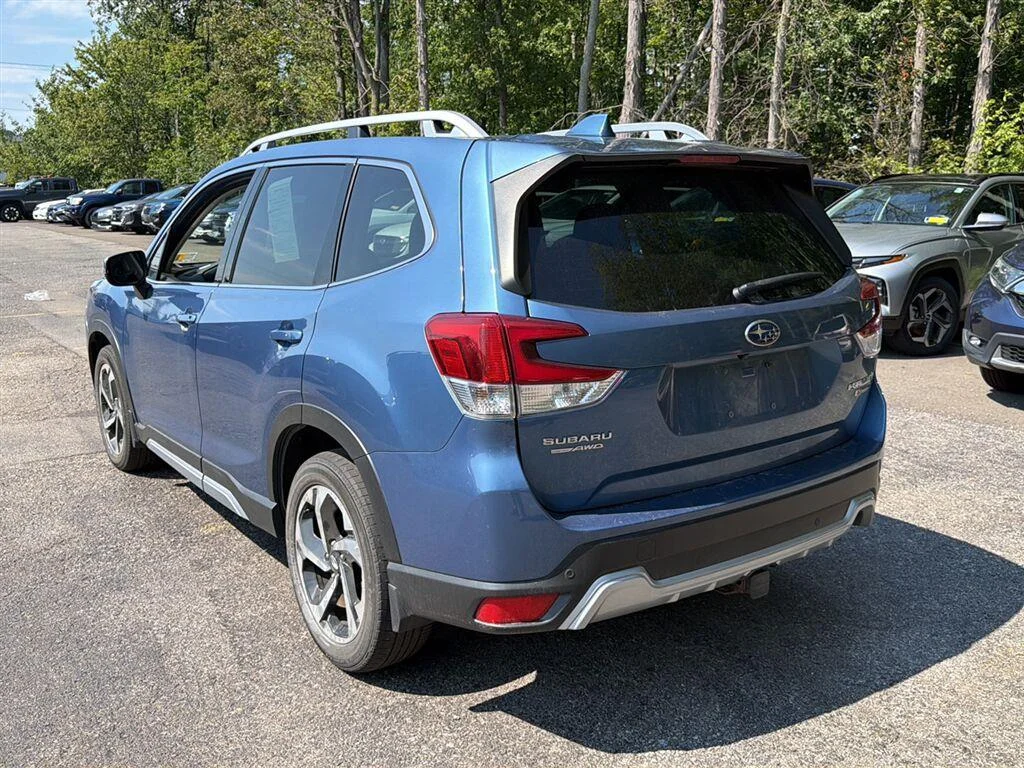 Used 2023 Horizon Blue Pearl Subaru Touring image 10