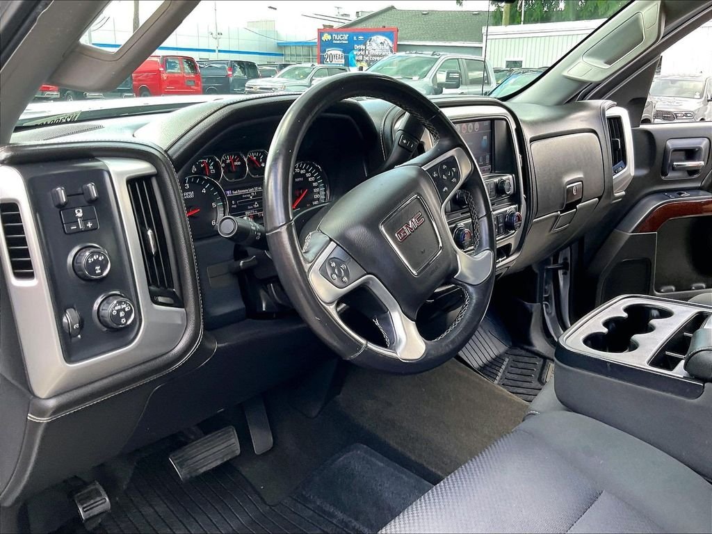 Used 2017 Silver GMC SLE image 8