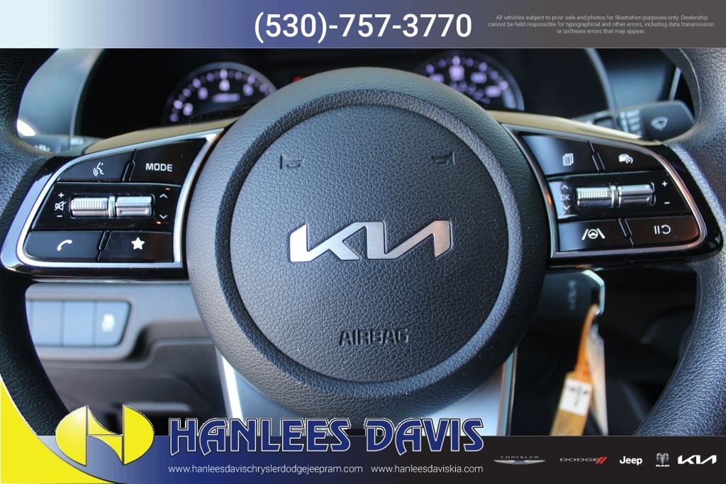 Used 2023 Red Kia LXS image 25