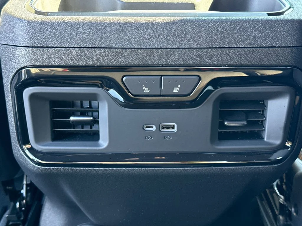 2026 GMC Sierra 2500HD AT4 - Photo 32