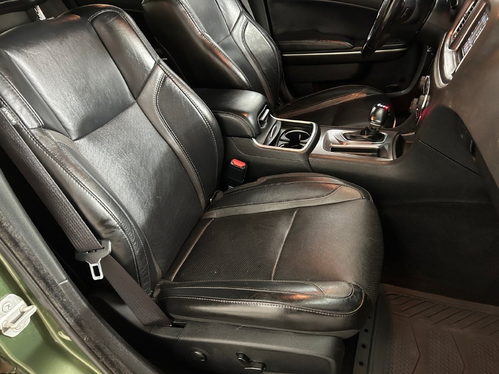 2022 Dodge Charger SXT - Photo 13
