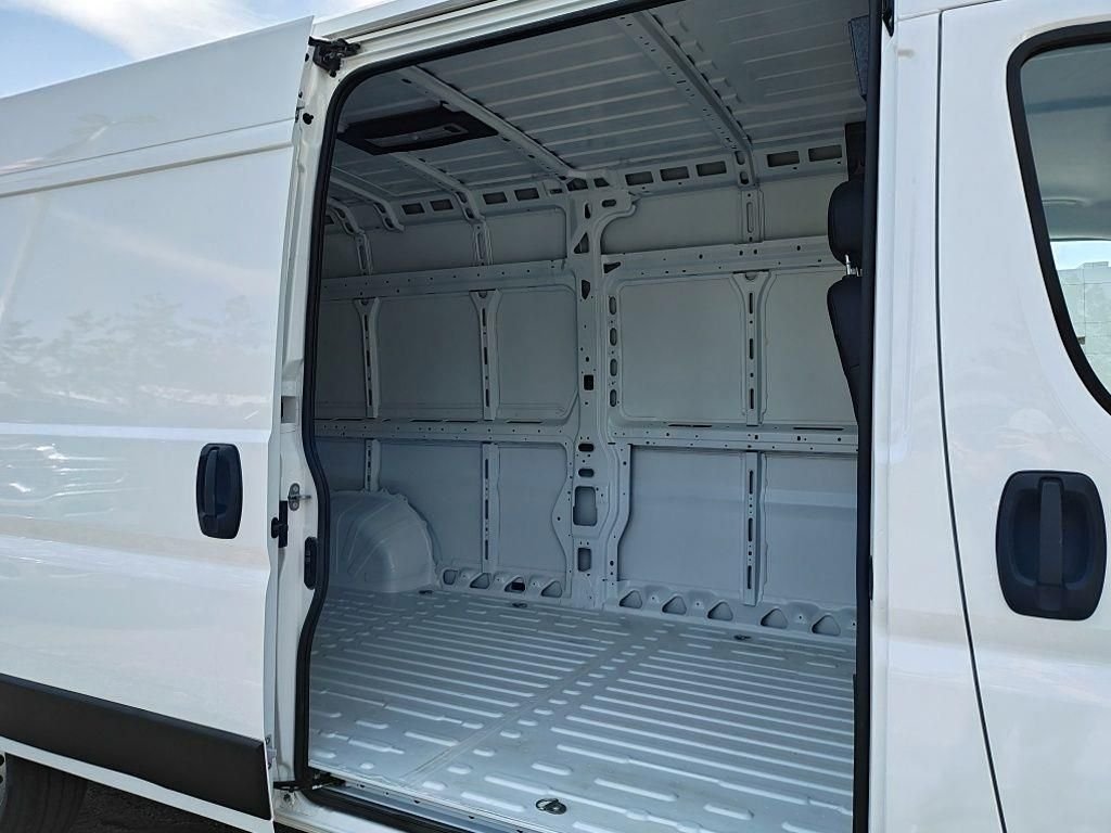 New 2026 Bright White Clearcoat RAM High Roof image 36