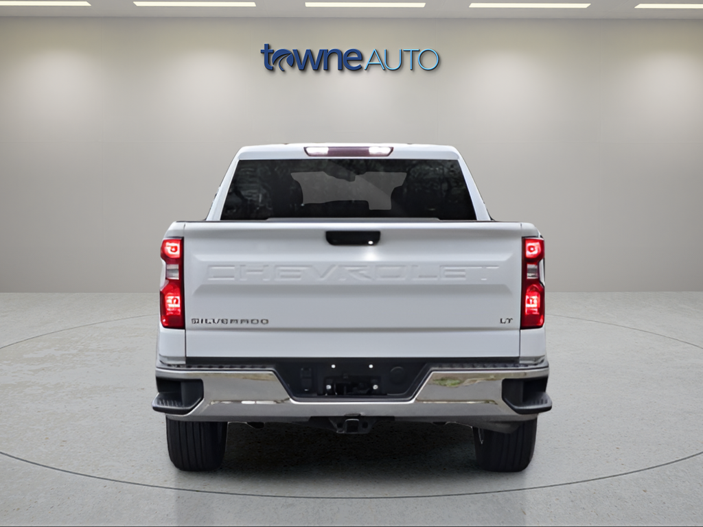 Used 2023 White Chevrolet LT image 5