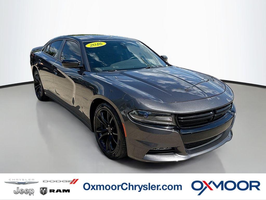 2016 Dodge Charger R/T's photo