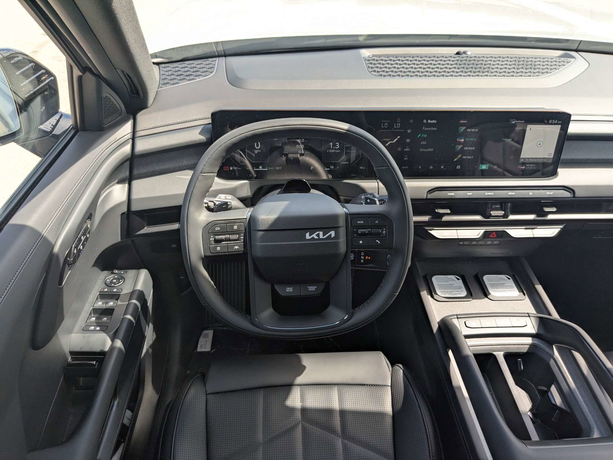 New 2027 Wolf Gray Kia X-LINE SX image 25