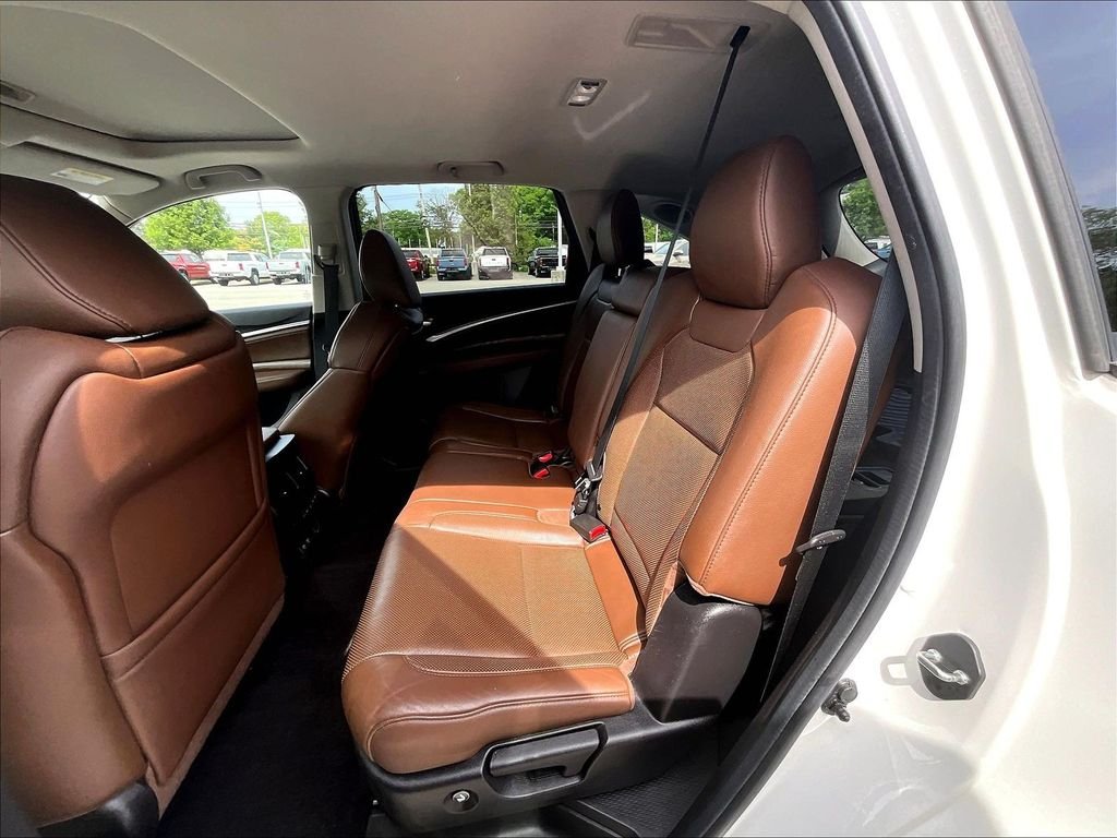 Used 2019 White Acura 3.5L Technology Package image 15