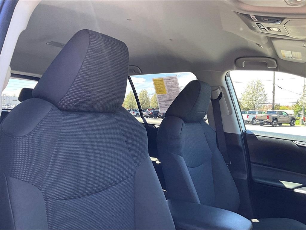 Used 2025 Ice Toyota LE image 22