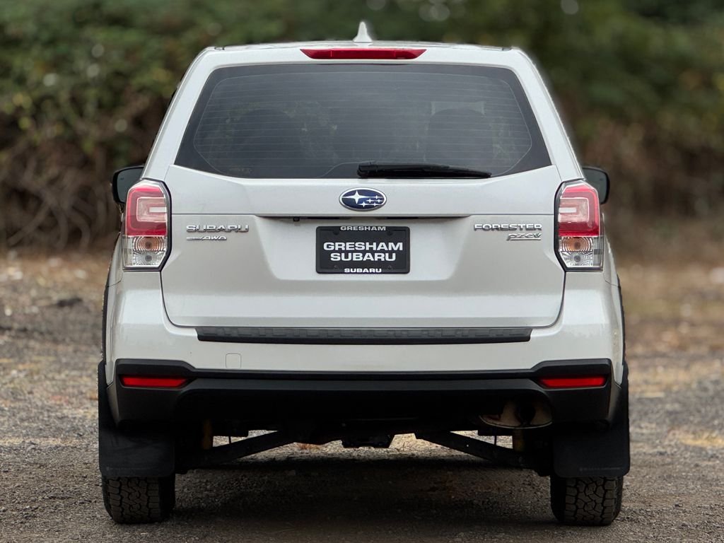 Used 2017 Crystal White Pearl Subaru 2.5i image 5