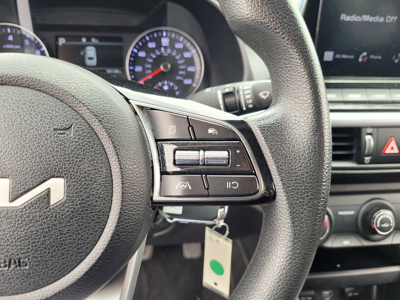 Used 2022 Gray Kia LXS image 22