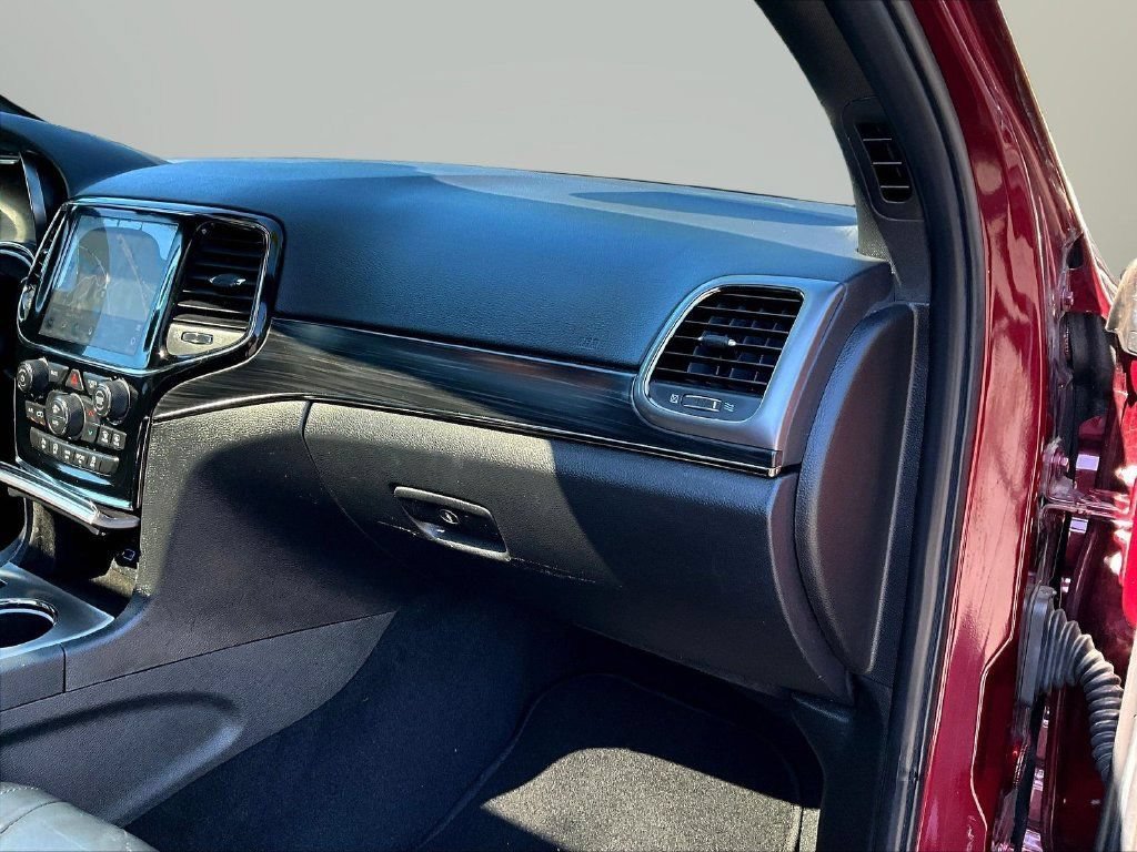 Used 2020 Red Jeep Limited X image 28