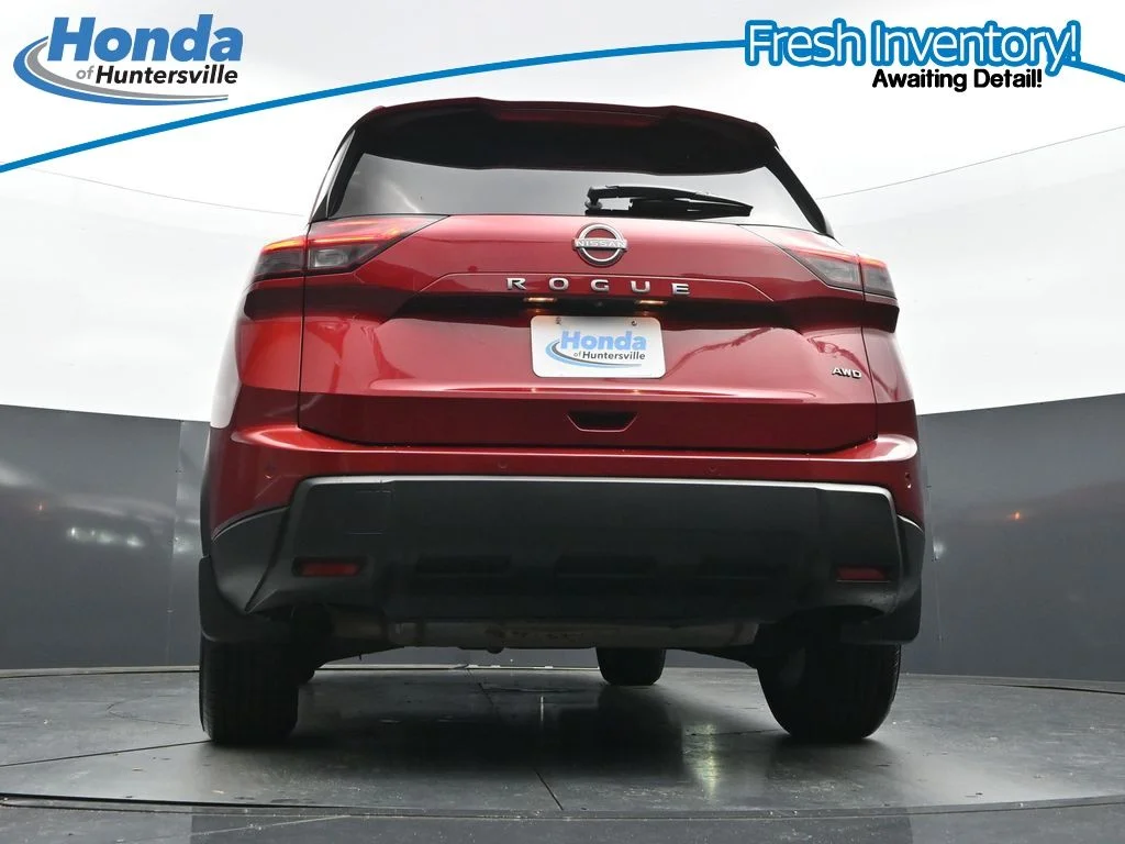Used 2024 Scarlet Nissan S image 32