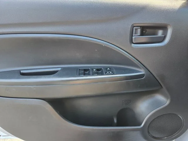 Used 2024 Gray Mitsubishi ES image 37