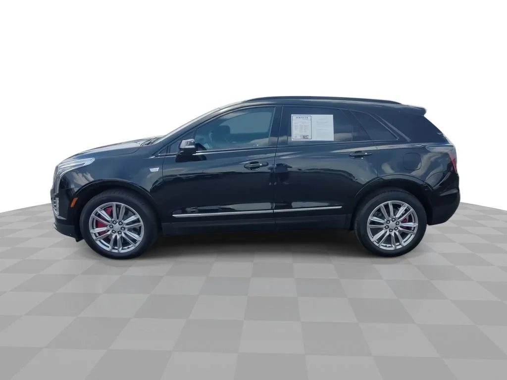 Used 2022 Stellar Black Metallic Cadillac Sport image 5
