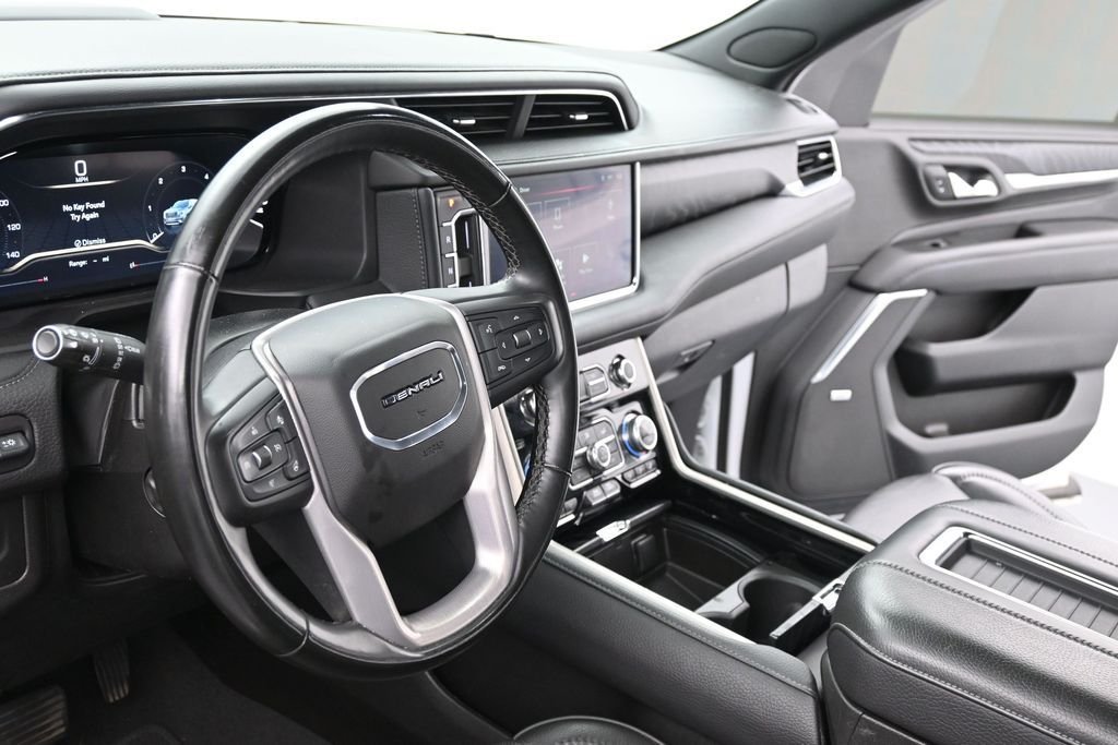 Used 2023 White GMC Denali image 14