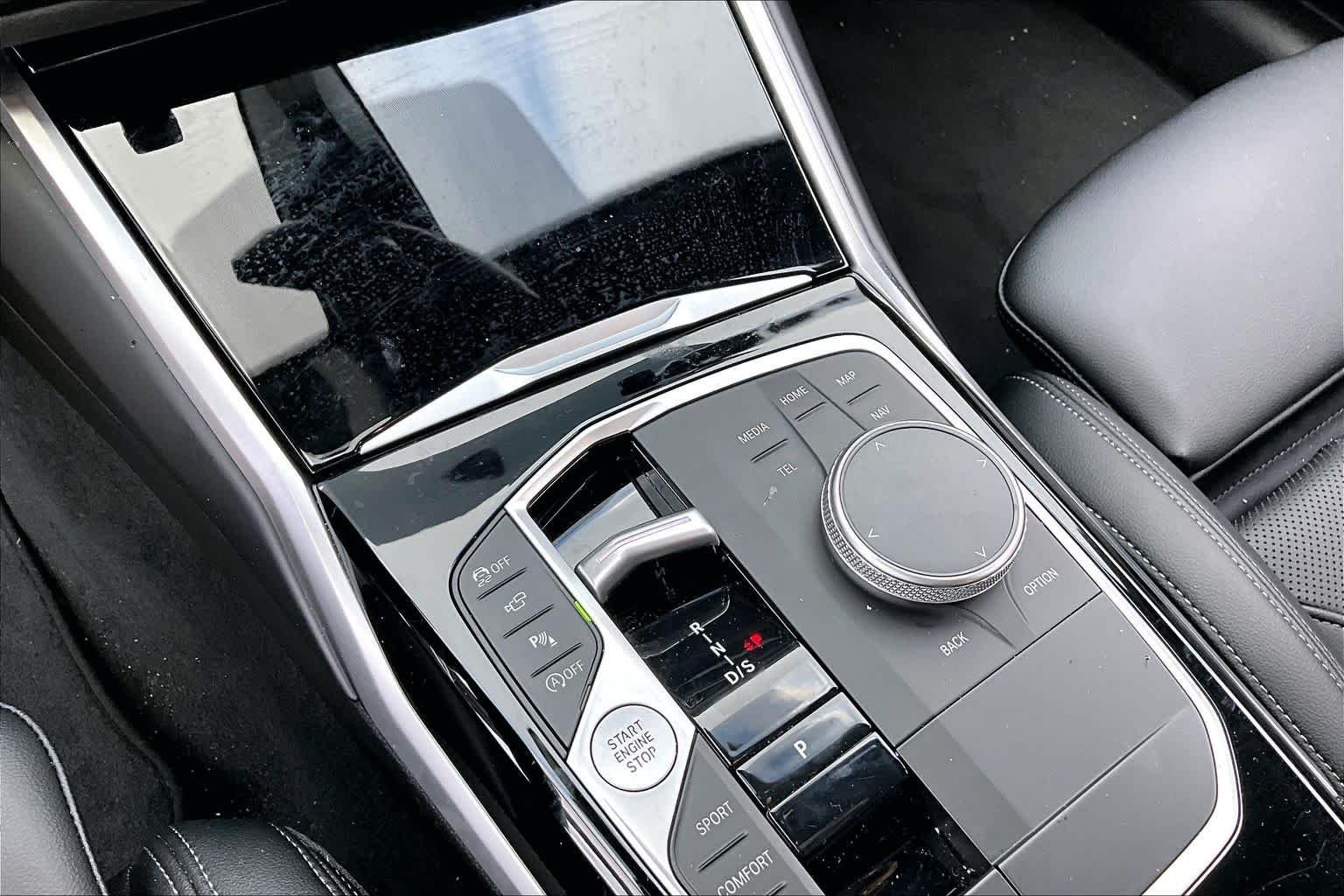Used 2024 Skyscraper Grey Metallic BMW 330i image 31