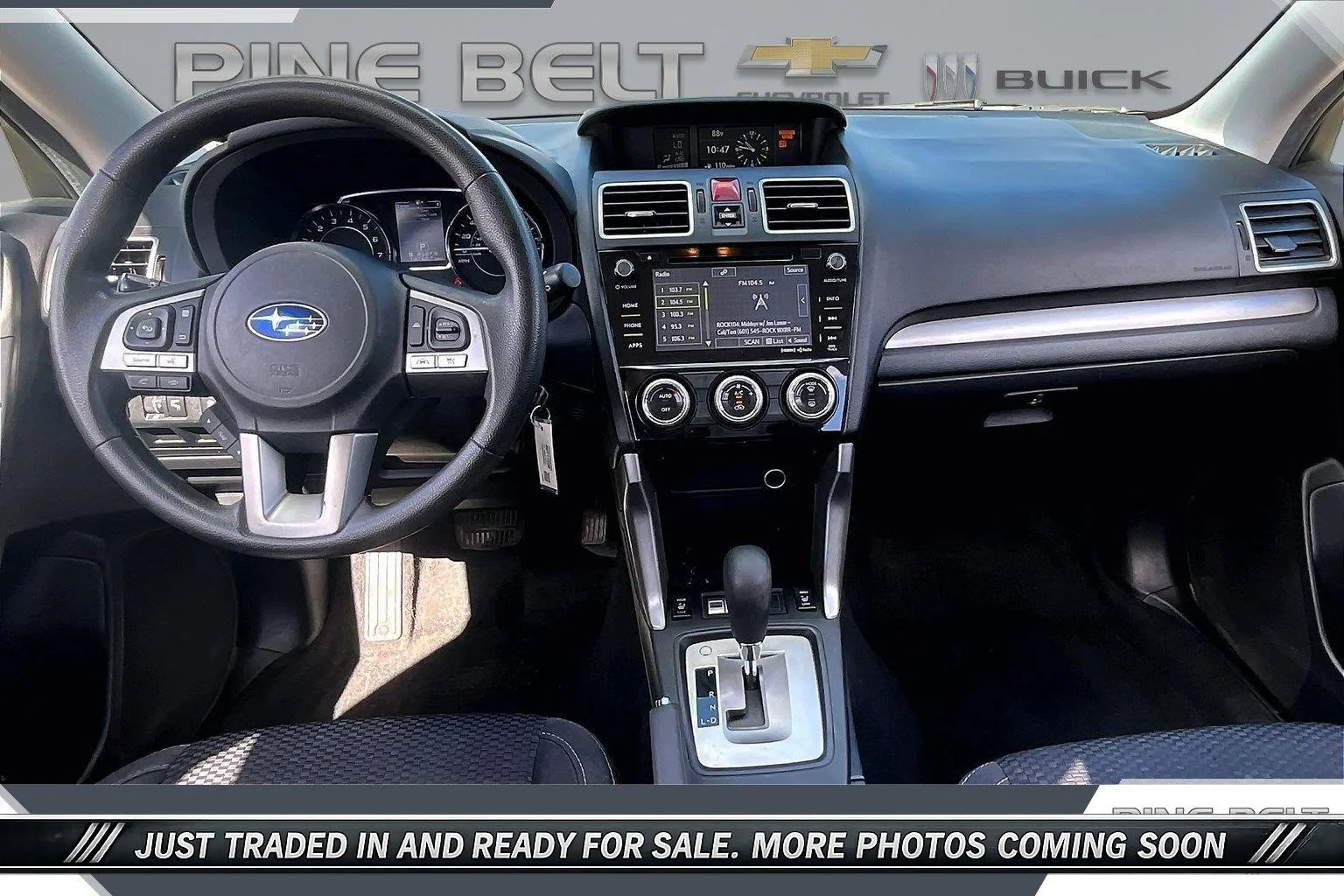 Used 2018 Silver Subaru 2.5i Premium image 13