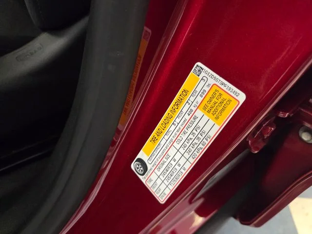 Used 2023 Red Chevrolet LT image 18