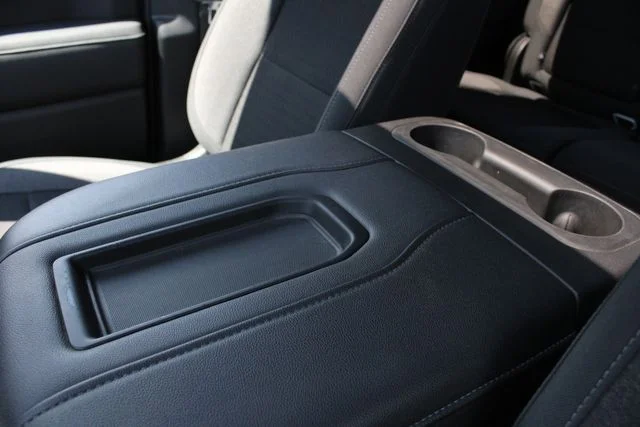 Used 2020 White GMC Elevation image 19