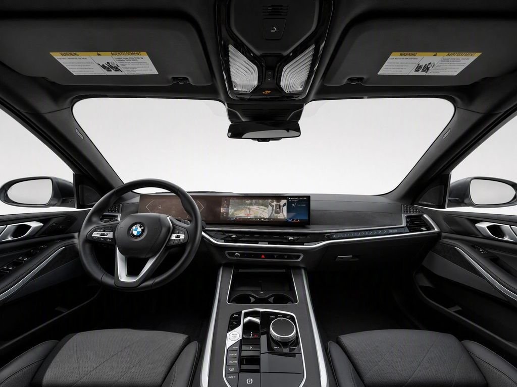 Certified Used 2025 Black Sapphire Metallic BMW xDrive40i image 27