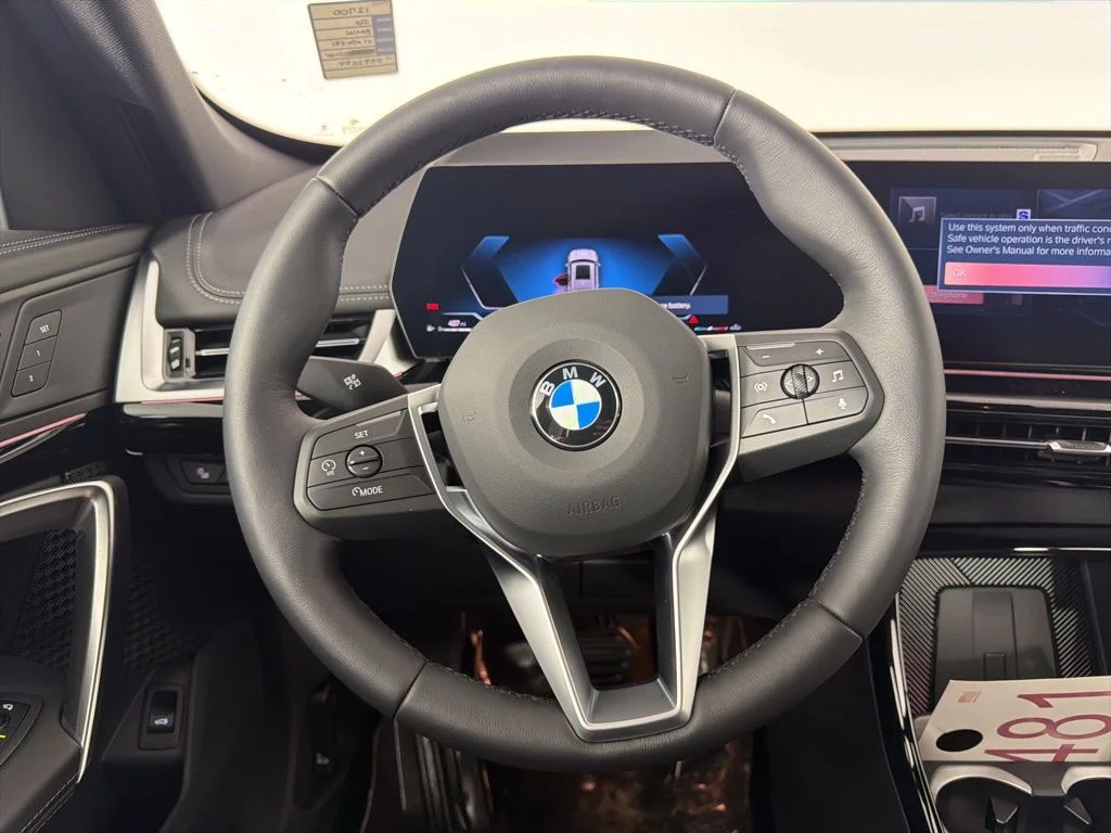 Used 2026 Space Silver Metallic BMW xDrive28i image 11