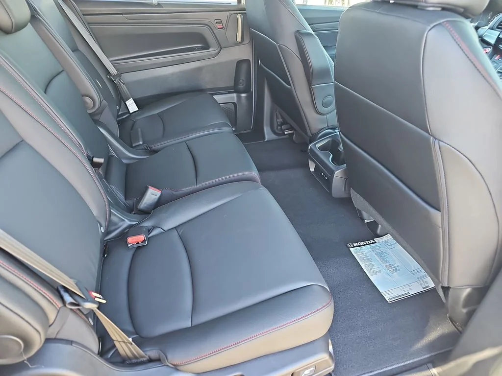 2026 Honda Odyssey Sport L - Photo 12