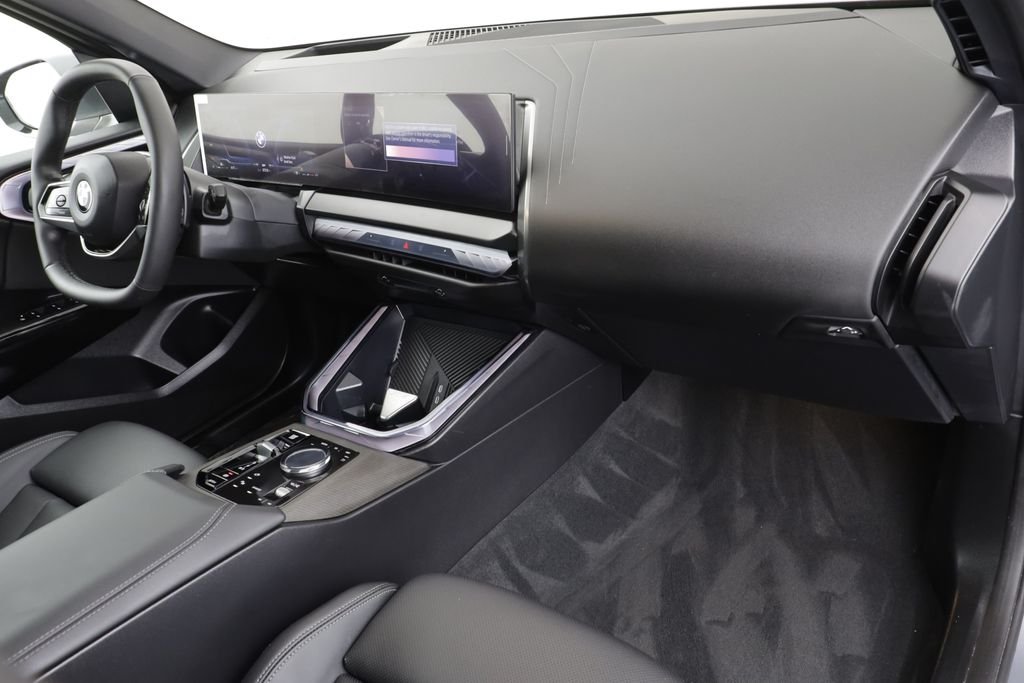 2026 BMW X3 30 - Photo 21