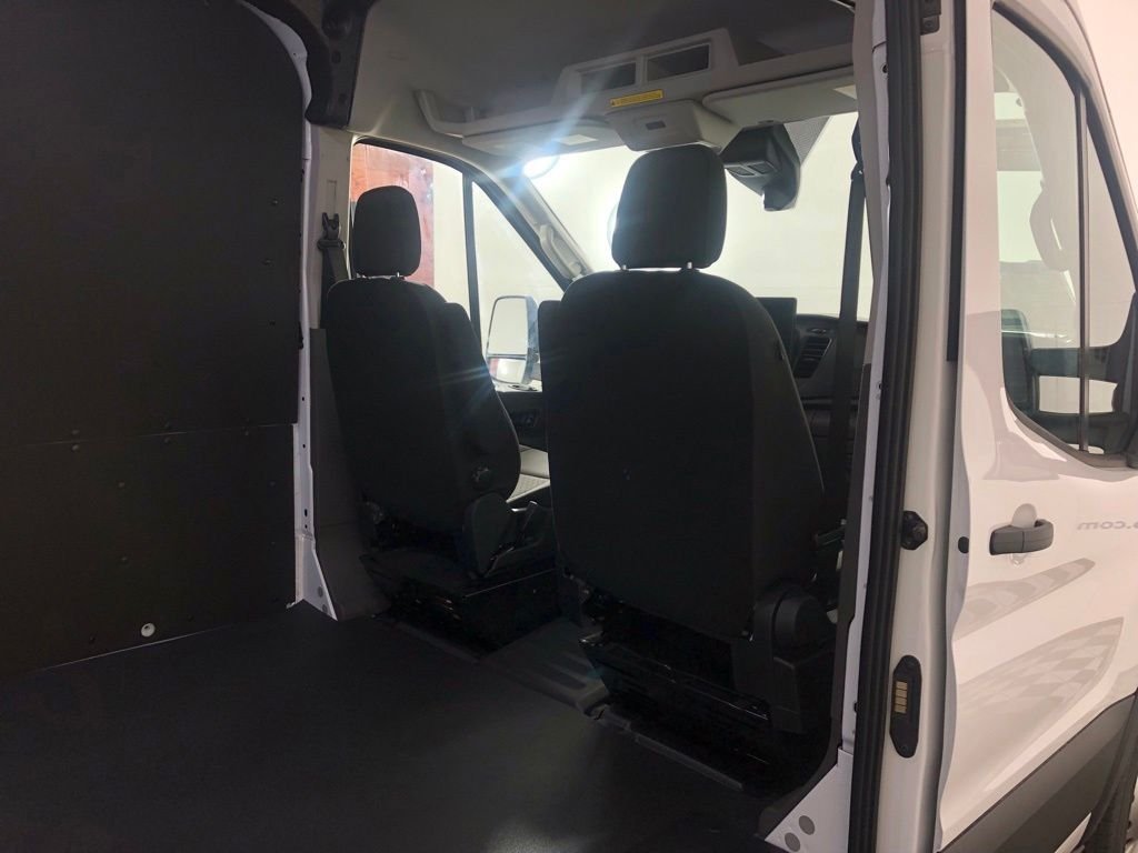 New 2026 White Ford Base image 11