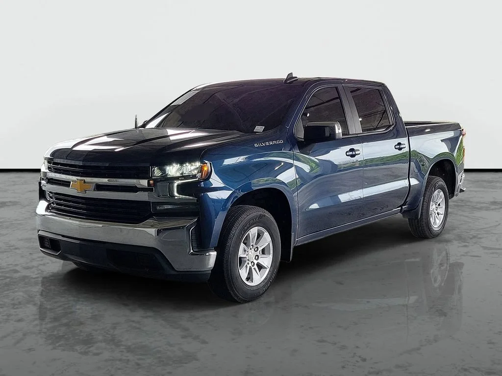 Used 2022 Northsky Blue Metallic Chevrolet LT image 4