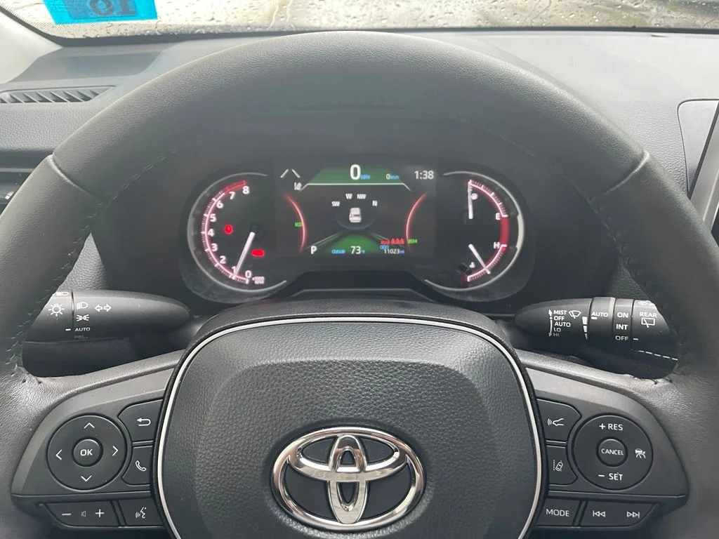 Used 2024  Toyota XLE image 15