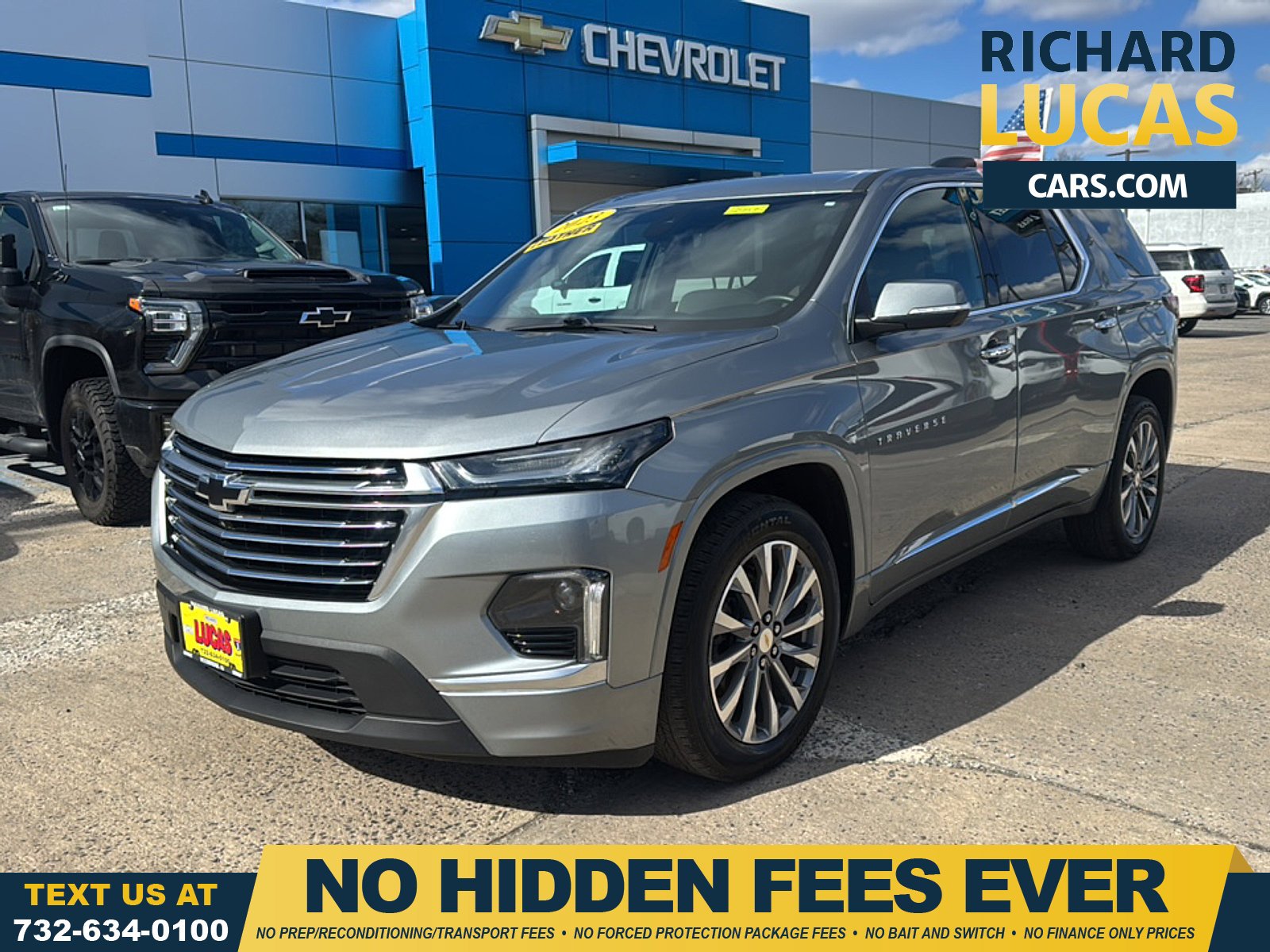 Sterling Gray Metallic 2023 Chevrolet Traverse Premier AWD SUV / Crossover Four-Wheel Drive