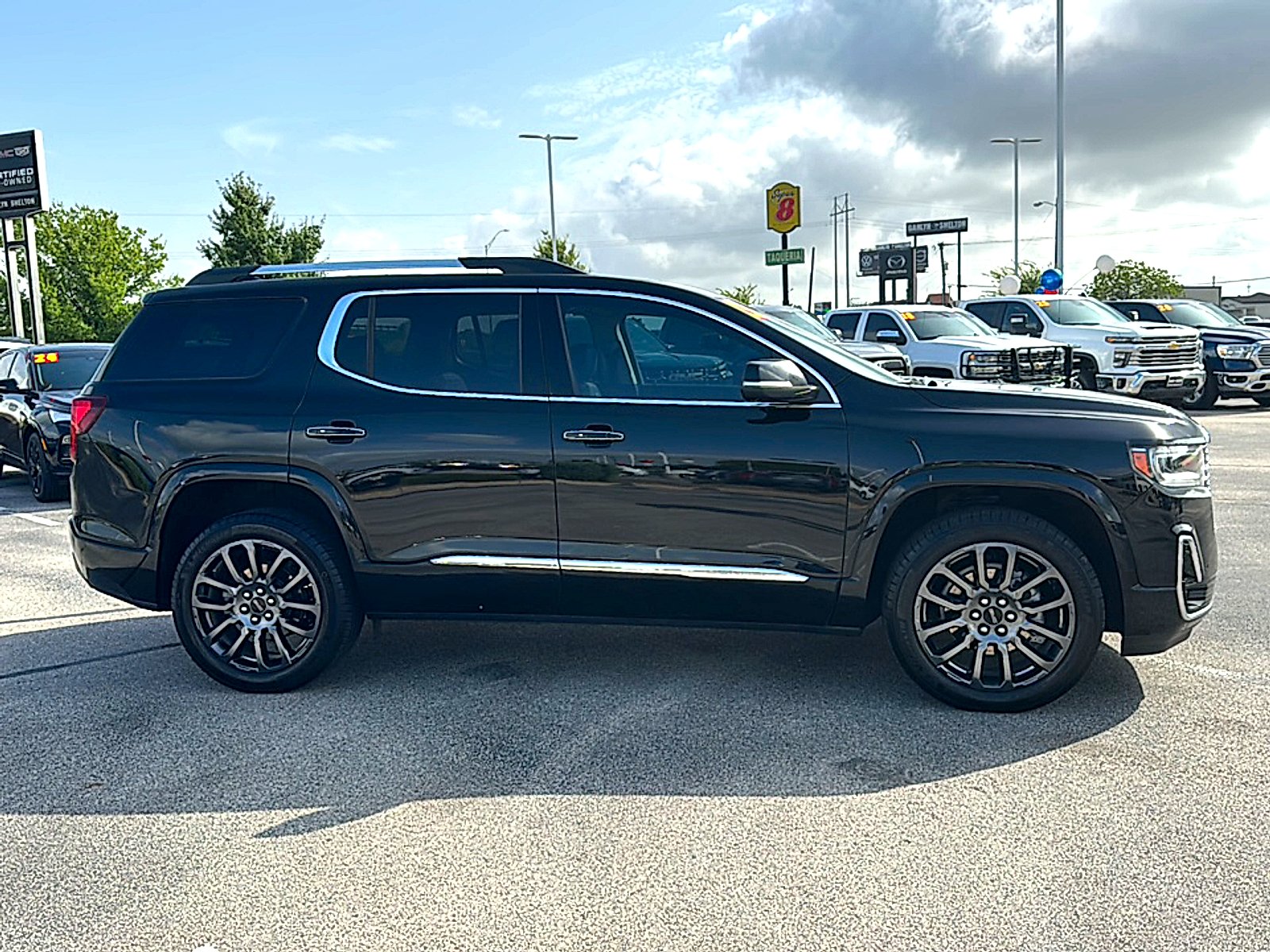 Used 2023 Ebony Twilight Metallic GMC Denali image 9