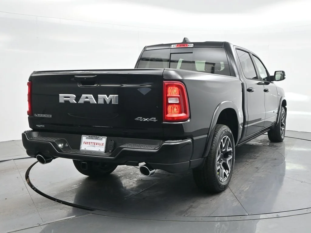 New 2026 Diamond Black Crystal Pearl-Coat Exterior Paint RAM Laramie image 7